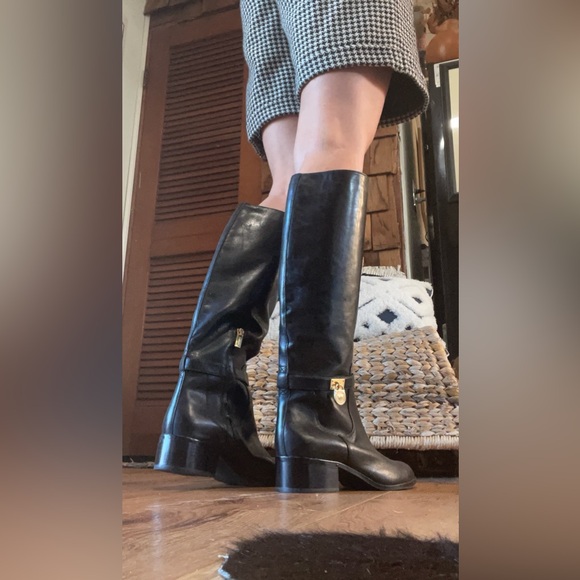 Michel Kors Black Leather Hamilton Riding Boots Size 9.5 - Picture 6 of 17